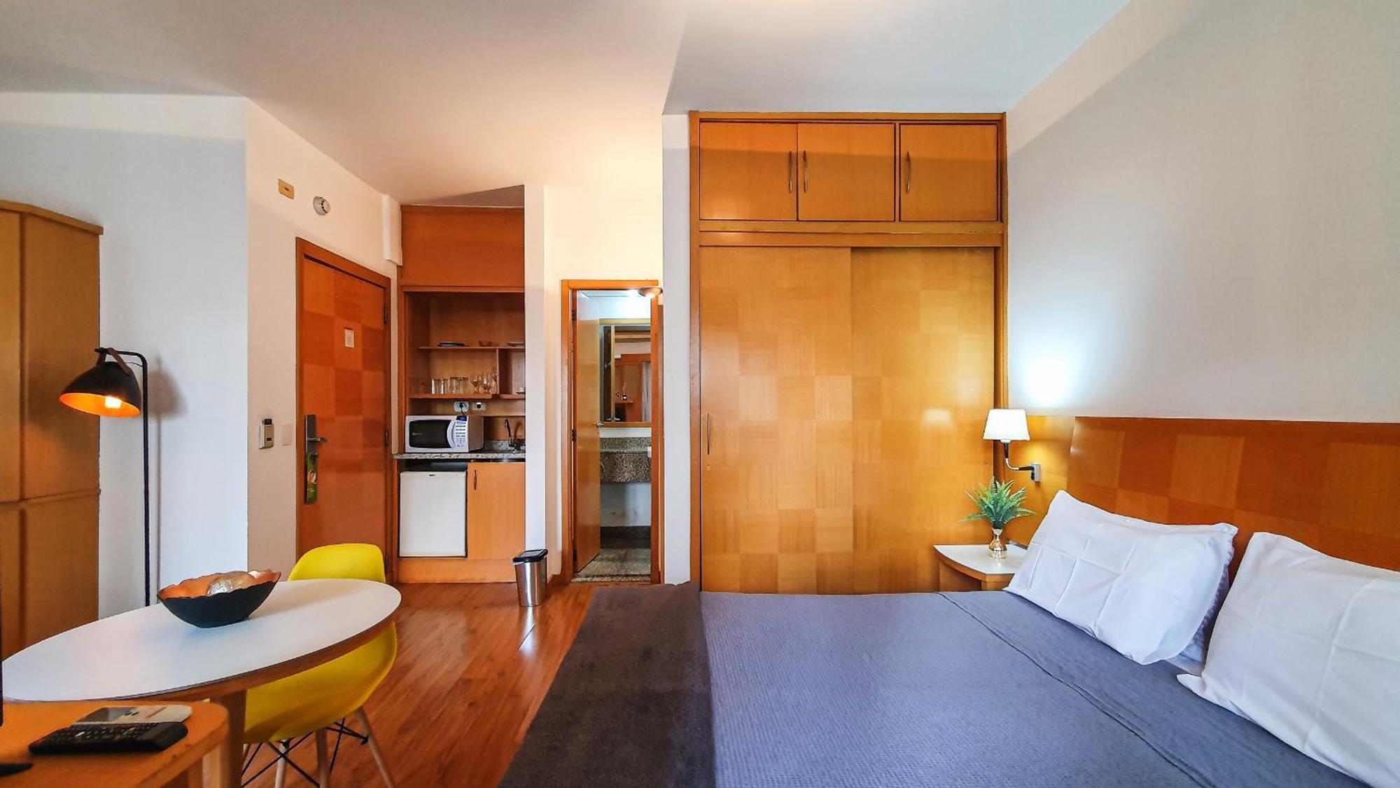 Qualit Flat Deluxe Alameda Lorena